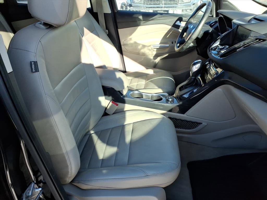 Used 2015 Ford Escape Titanium image 17