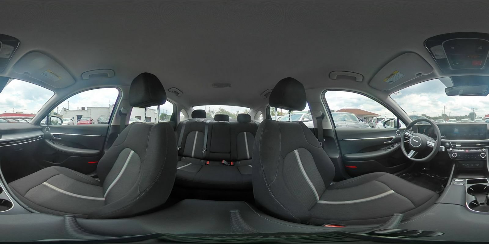 Used 2025 Hyundai Sonata SEL FWD image 43
