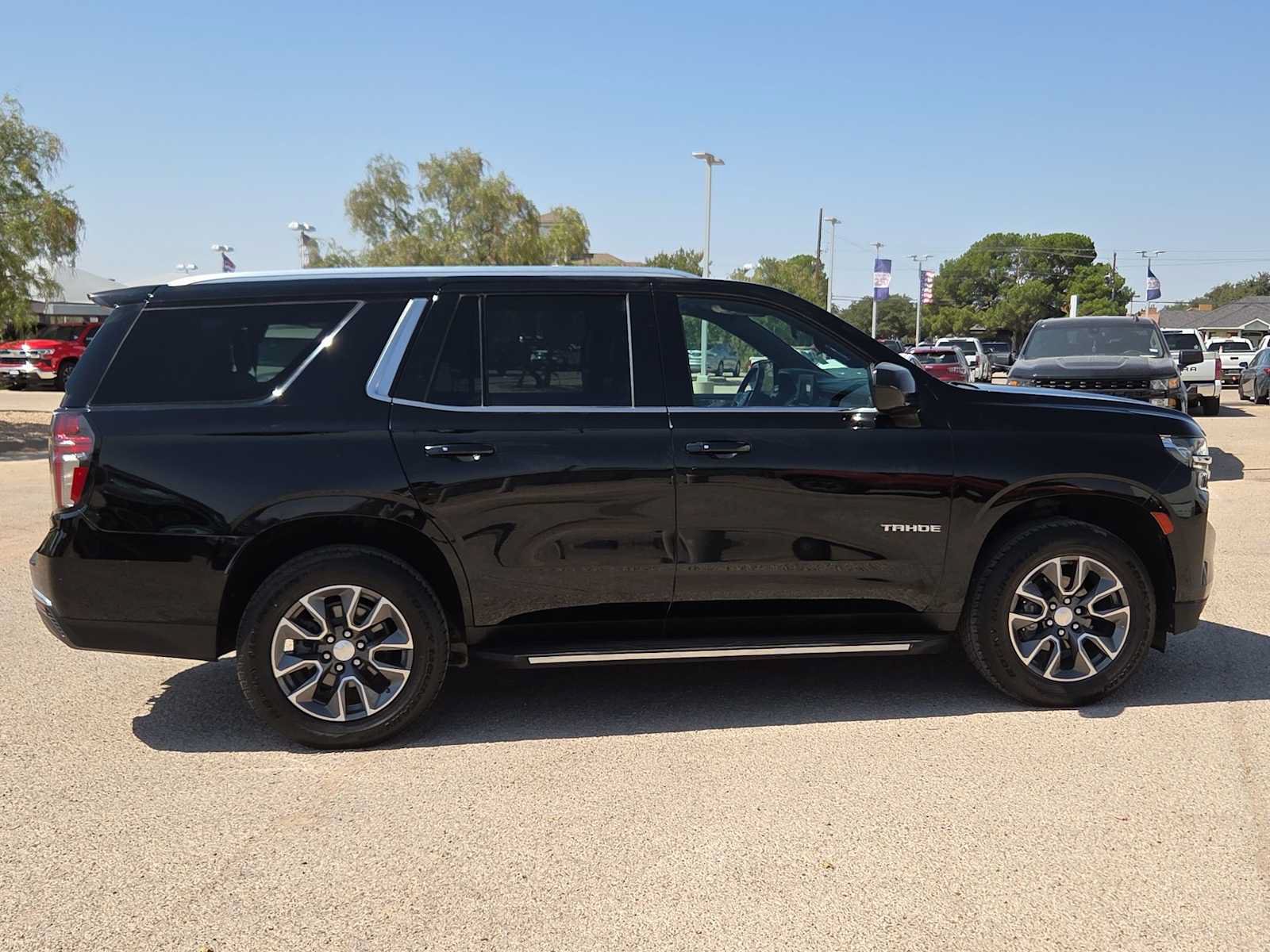 Used 2022 Chevrolet Tahoe LS w/ Driver Alert Package AWD/4WD image 9