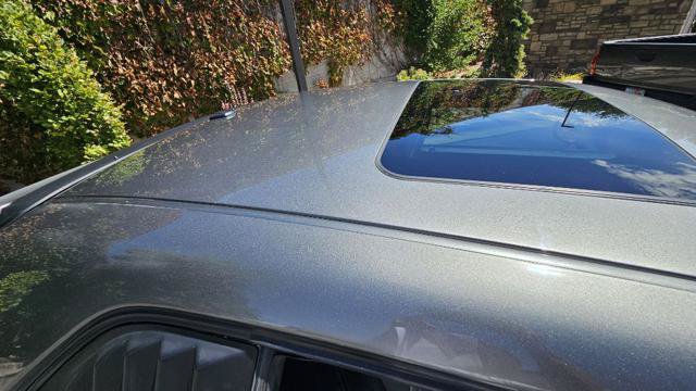 Used 2012 Dodge Challenger R/T RWD image 9