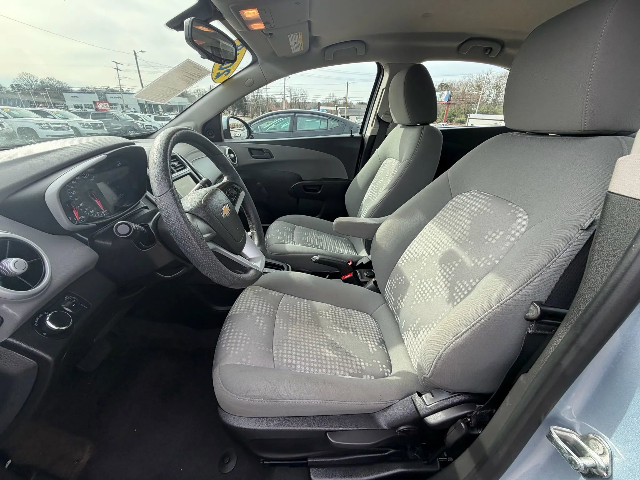Used 2018 Chevrolet Sonic LS image 19