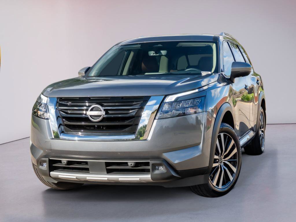 Used 2025 Nissan Pathfinder Platinum FWD video 1