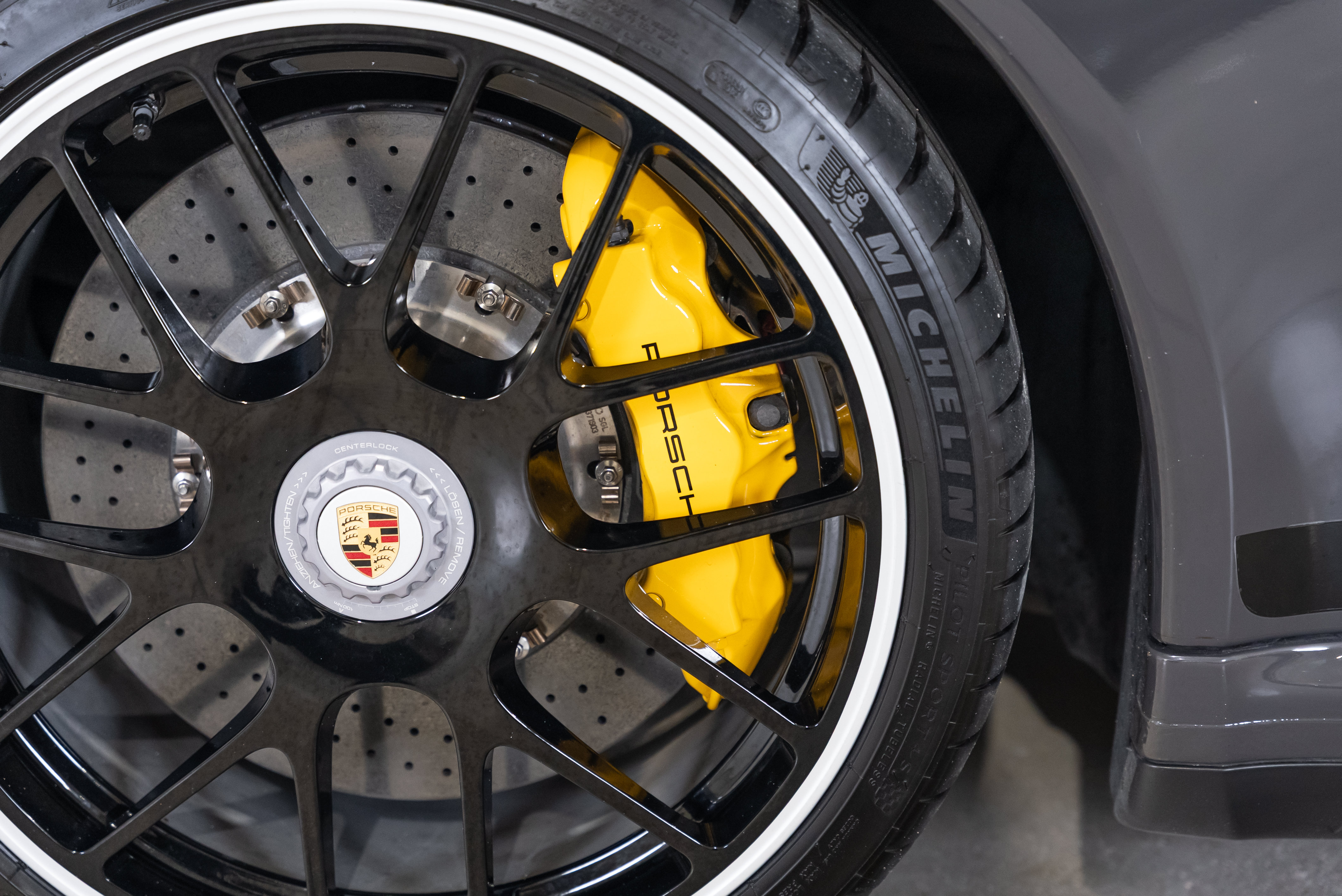 Used 2012 Porsche 911 Edition 918 Spyder AWD/4WD image 9