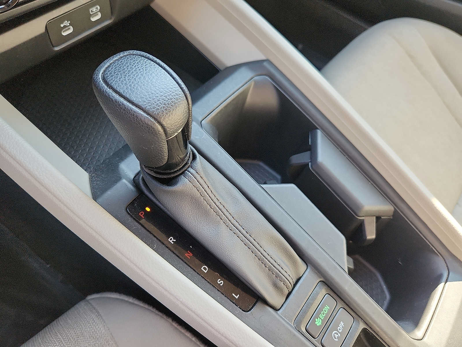 Used 2023 Honda Accord LX image 14