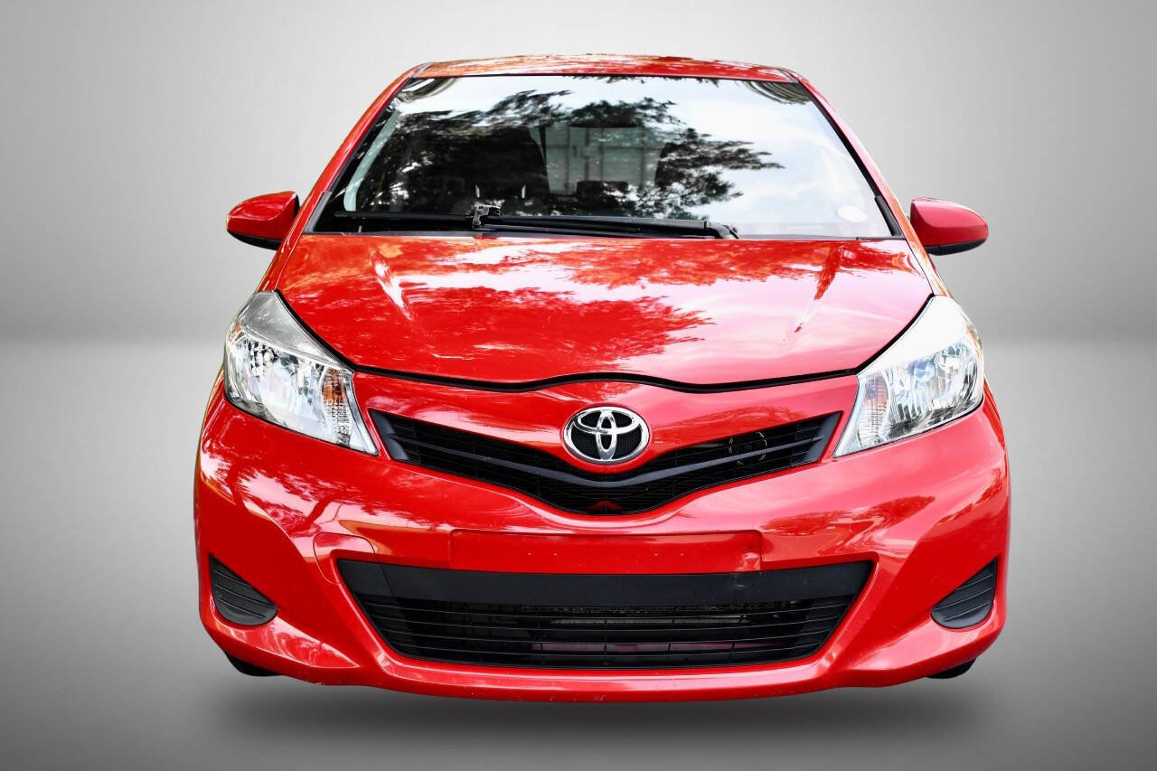 Used 2013 Toyota Yaris LE FWD image 10