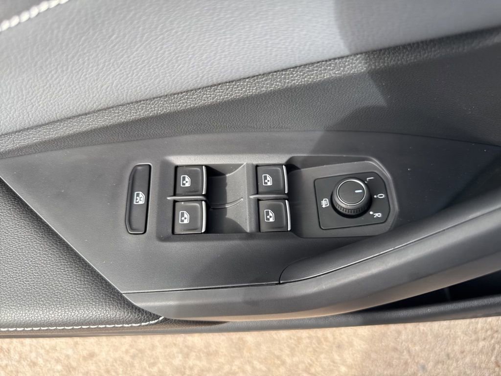 New 2025 Volkswagen Jetta SEL image 19