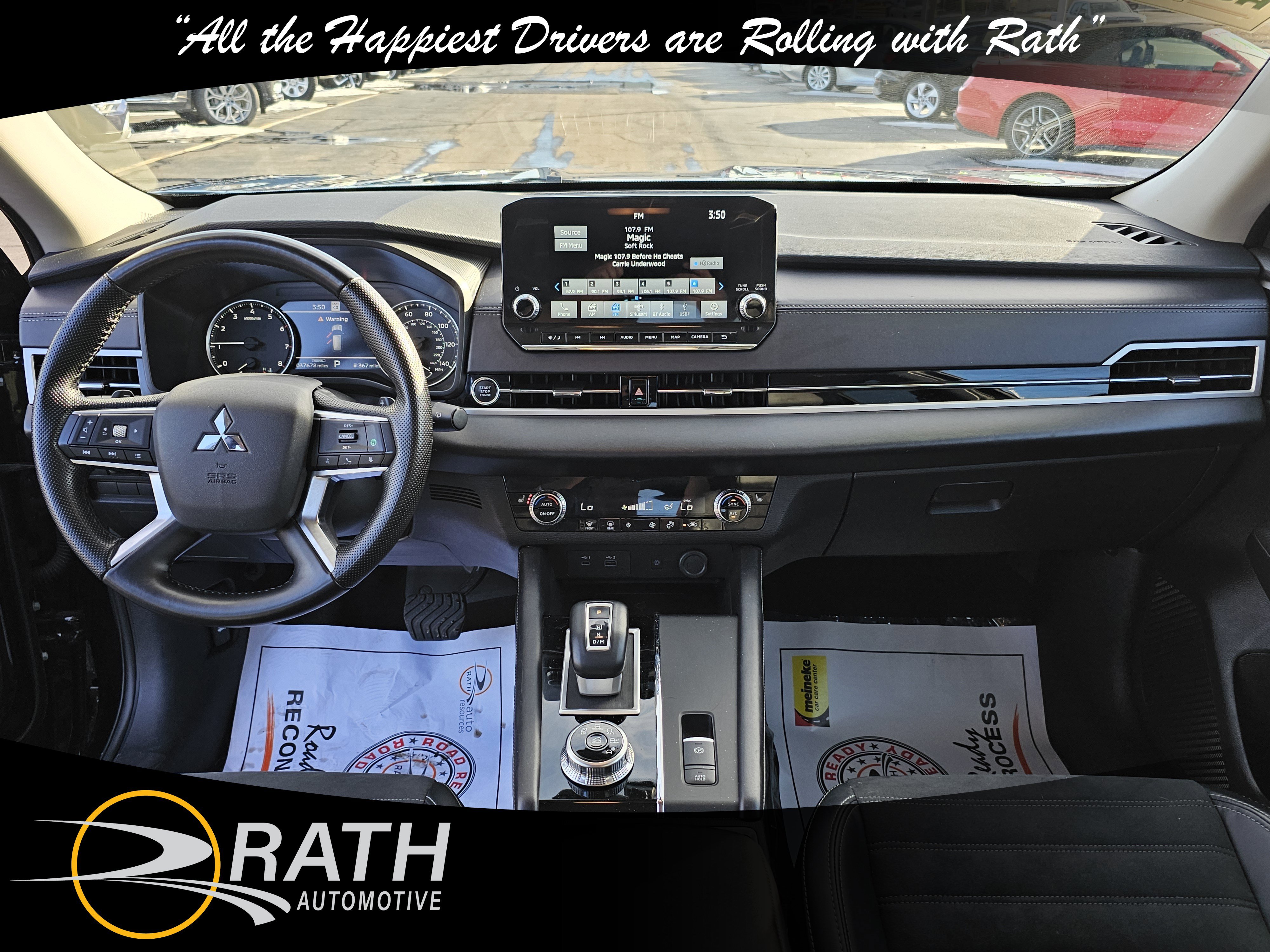 Used 2024 Mitsubishi Outlander SE image 10