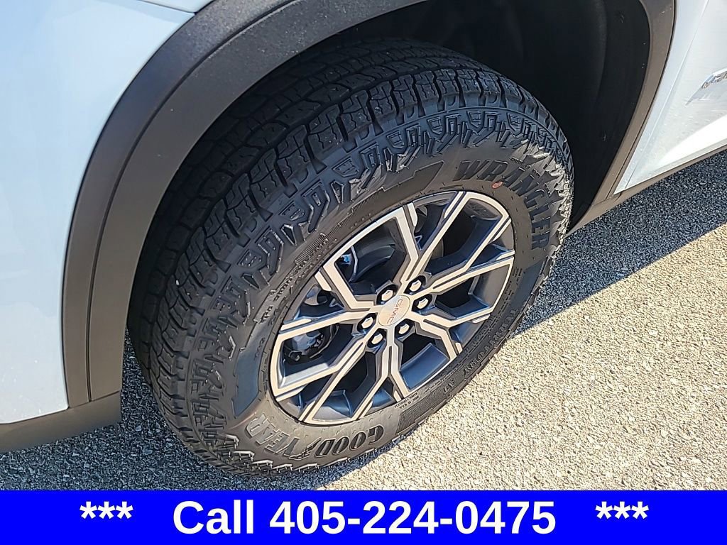 New 2026 GMC Acadia AT4 w/ LPO, Floor Liner Package image 3