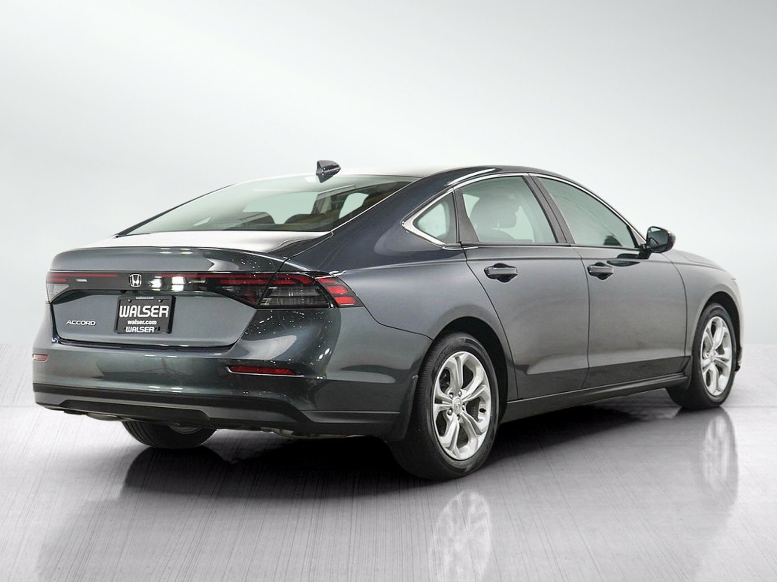 Used 2023 Honda Accord LX image 5