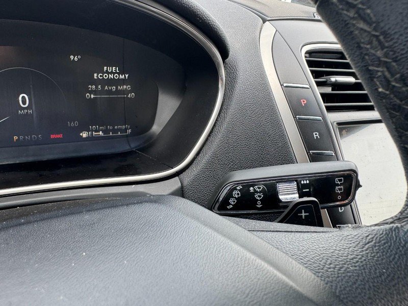 Used 2019 Lincoln Nautilus FWD image 21