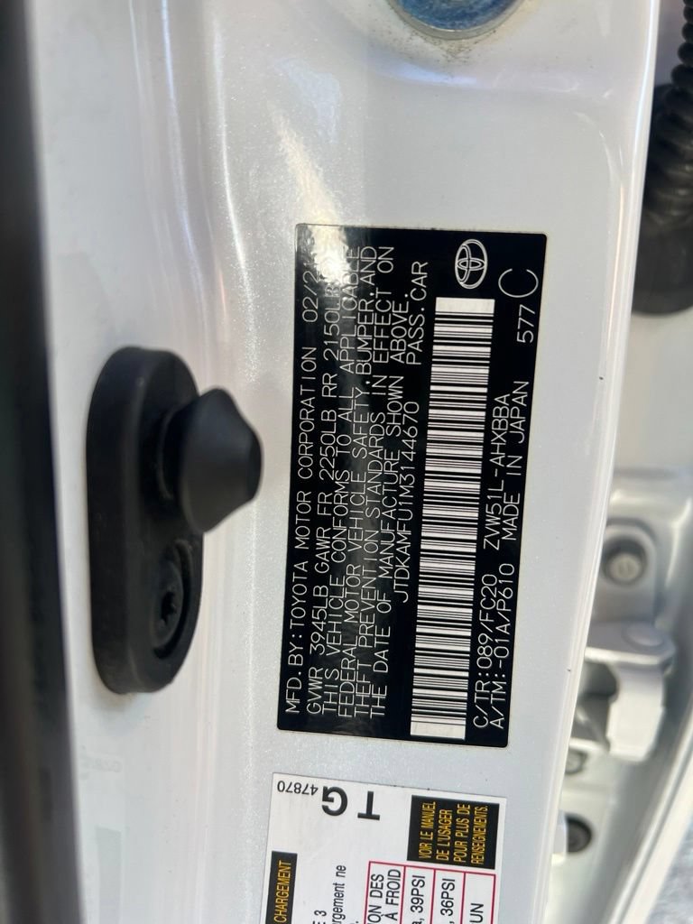 Used 2021 Toyota Prius L Eco FWD image 57