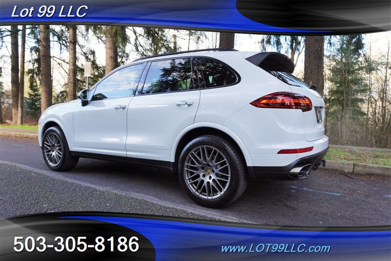 Used 2017 Porsche Cayenne Platinum Edition AWD/4WD image 11