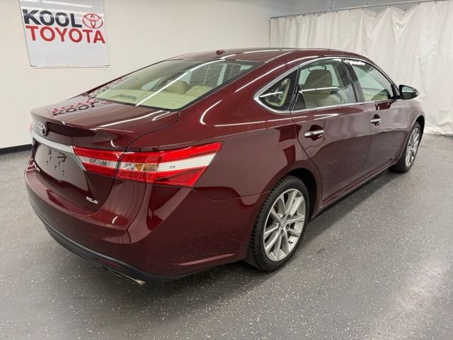 Used 2015 Toyota Avalon XLE Touring FWD image 2