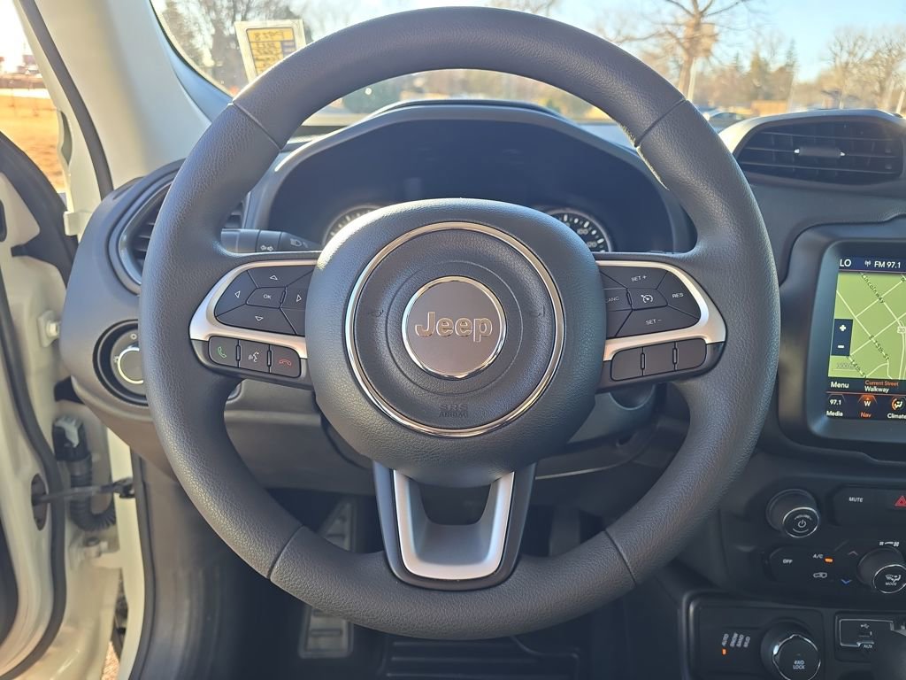 Used 2023 Jeep Renegade Latitude image 16