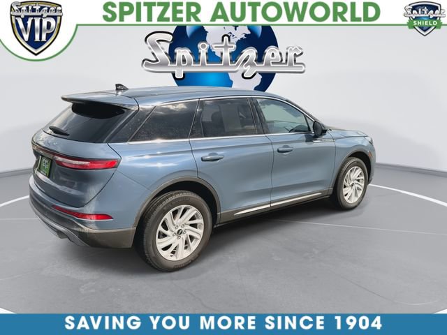 Used 2025 Lincoln Corsair AWD image 9