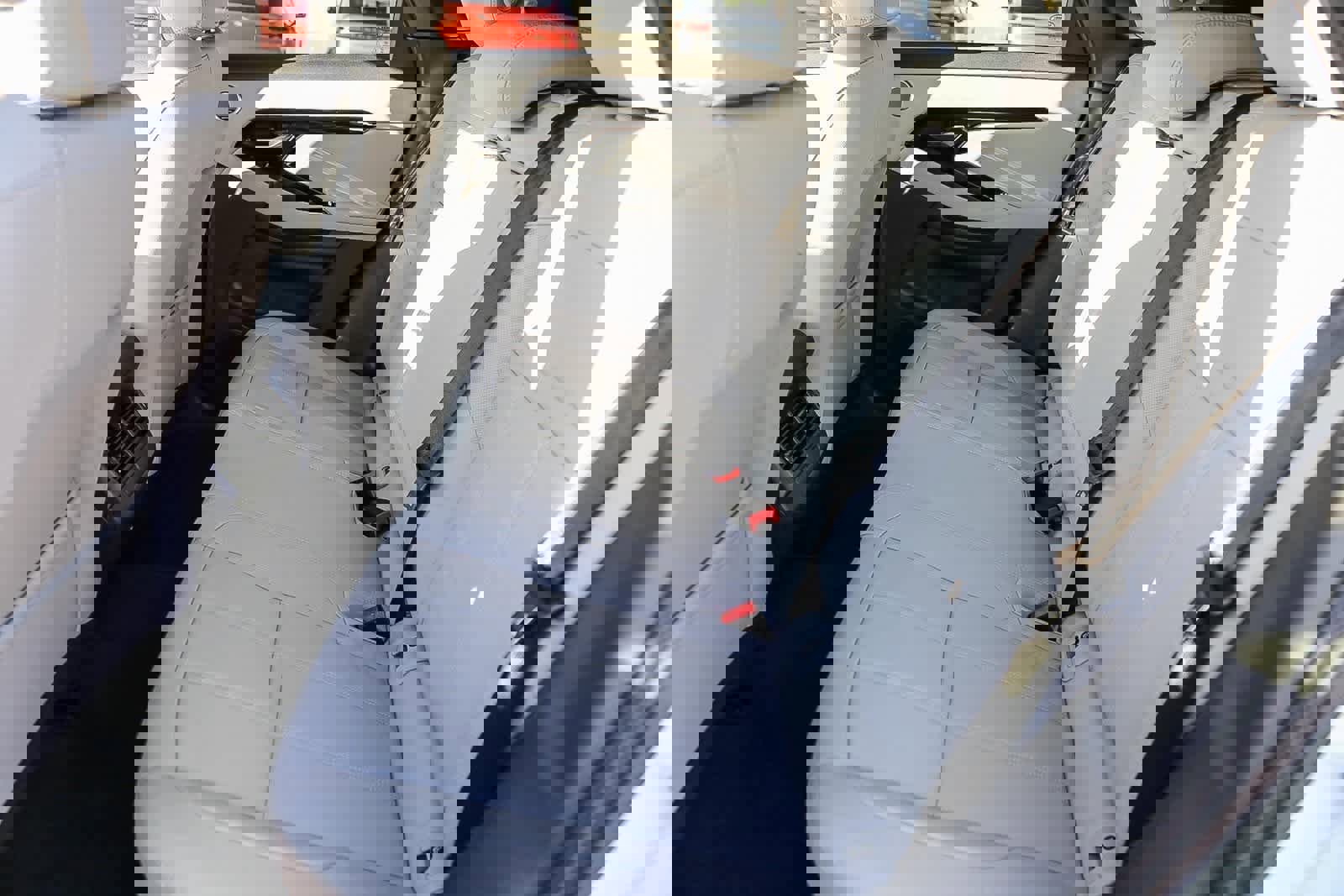 New 2026 Land Rover Range Rover Evoque S image 18