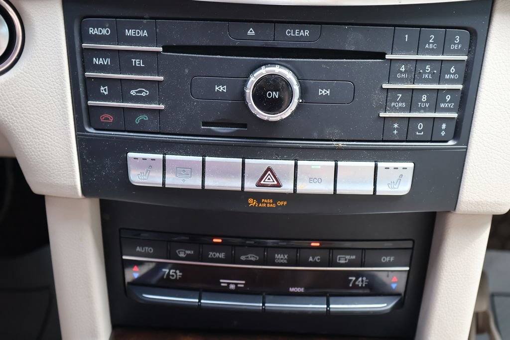 Used 2016 Mercedes-Benz E 350 4MATIC Sedan image 12