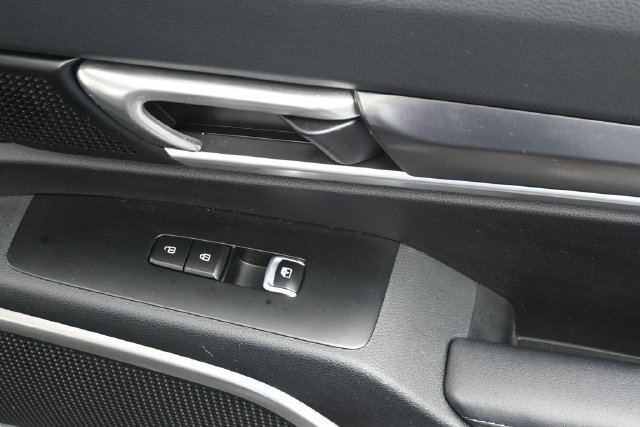 Used 2023 Kia Telluride S FWD image 30