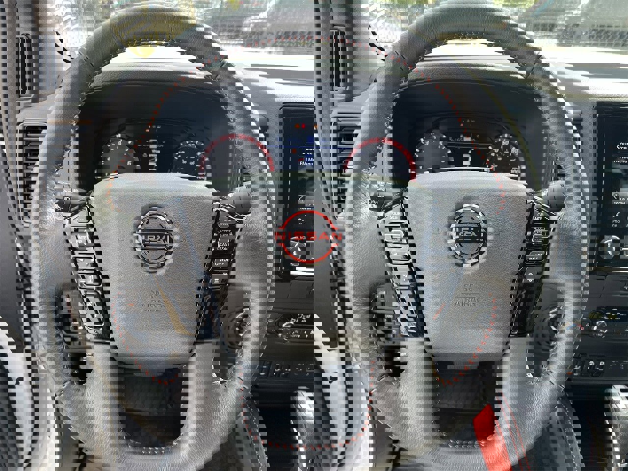 Certified 2023 Nissan Frontier PRO-4X w/ Pro Convenience Package image 8