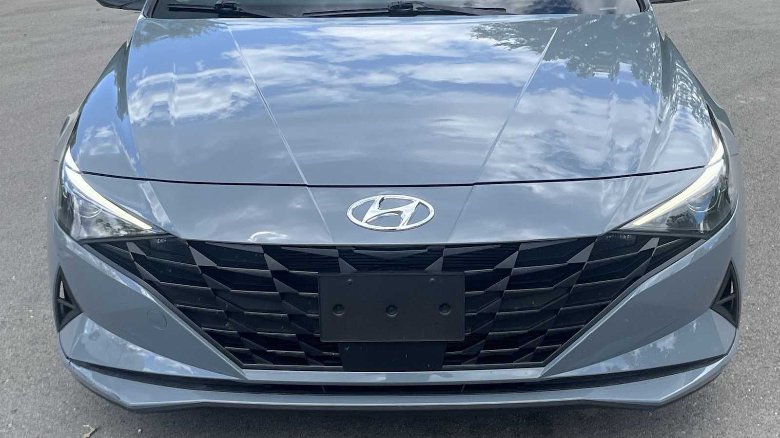 Used 2023 Hyundai Elantra SEL w/ Convenience Package FWD image 17