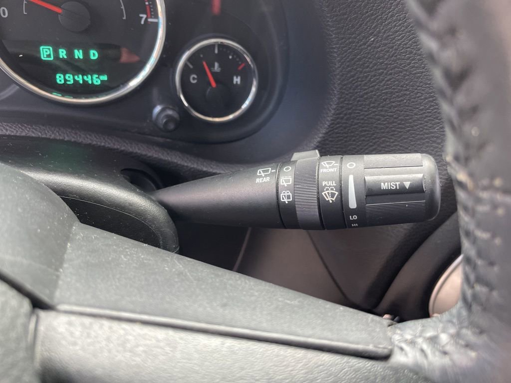 Used 2017 Jeep Wrangler Unlimited Sahara w/ Connectivity Group image 16