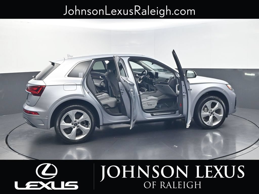 Used 2021 Audi Q5 Prestige w/ Prestige Package AWD/4WD image 31