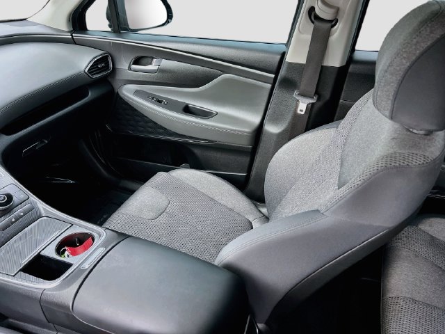 Used 2022 Hyundai Santa Fe SEL FWD image 5