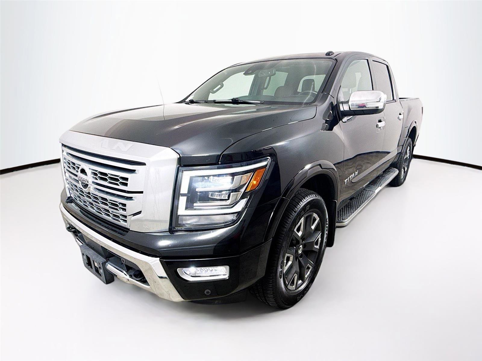 Used 2021 Nissan Titan Platinum Reserve w/ Moonroof Package AWD/4WD image 1