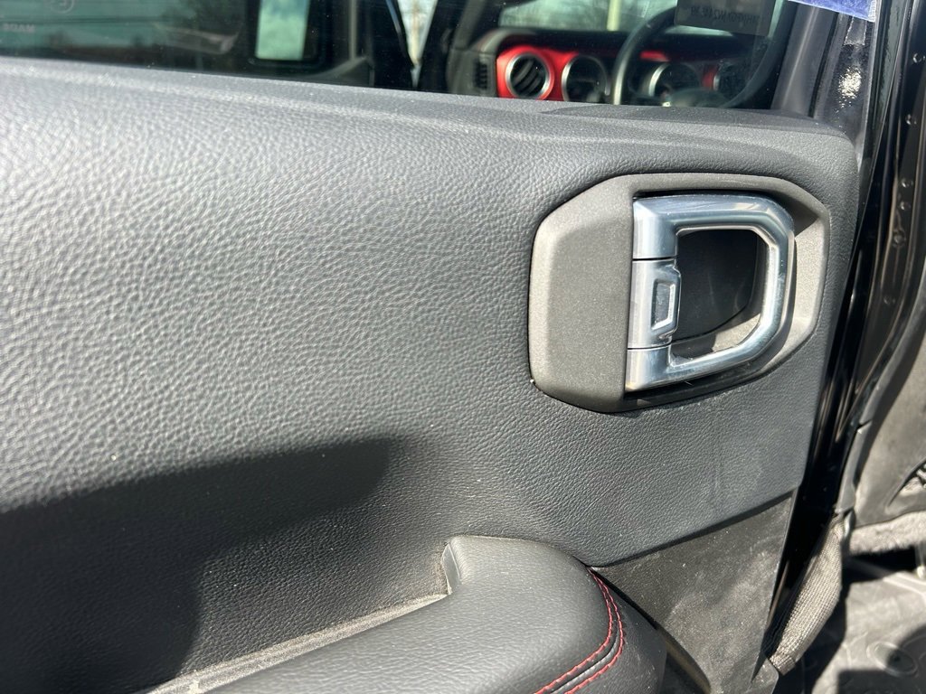 Used 2018 Jeep Wrangler Unlimited Rubicon image 27