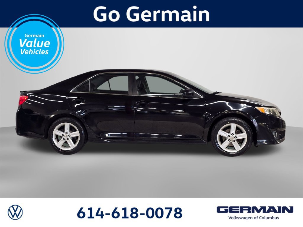 Used 2012 Toyota Camry SE FWD image 6