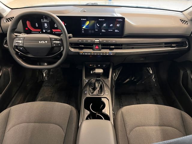 Used 2025 Kia K4 image 29