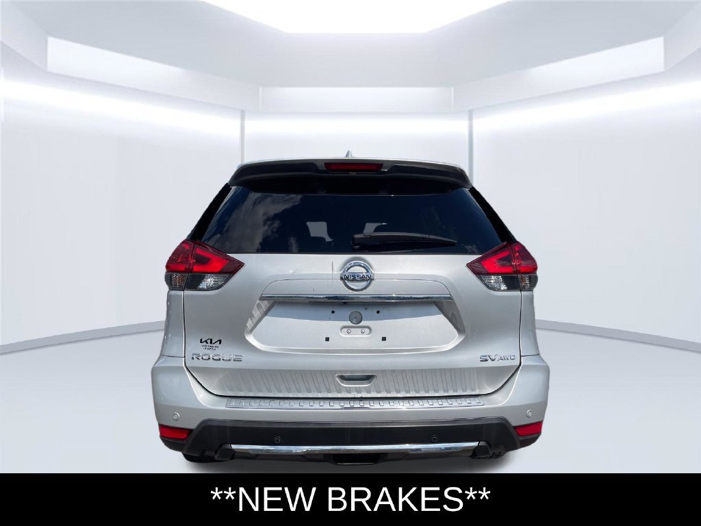 Used 2019 Nissan Rogue SV w/ Premium Package AWD/4WD image 5