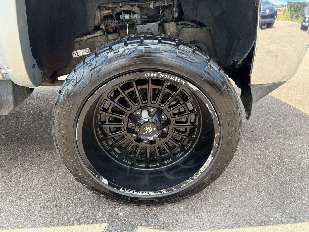 Used 2017 Chevrolet Silverado 2500 LT w/ LT Convenience Package image 15