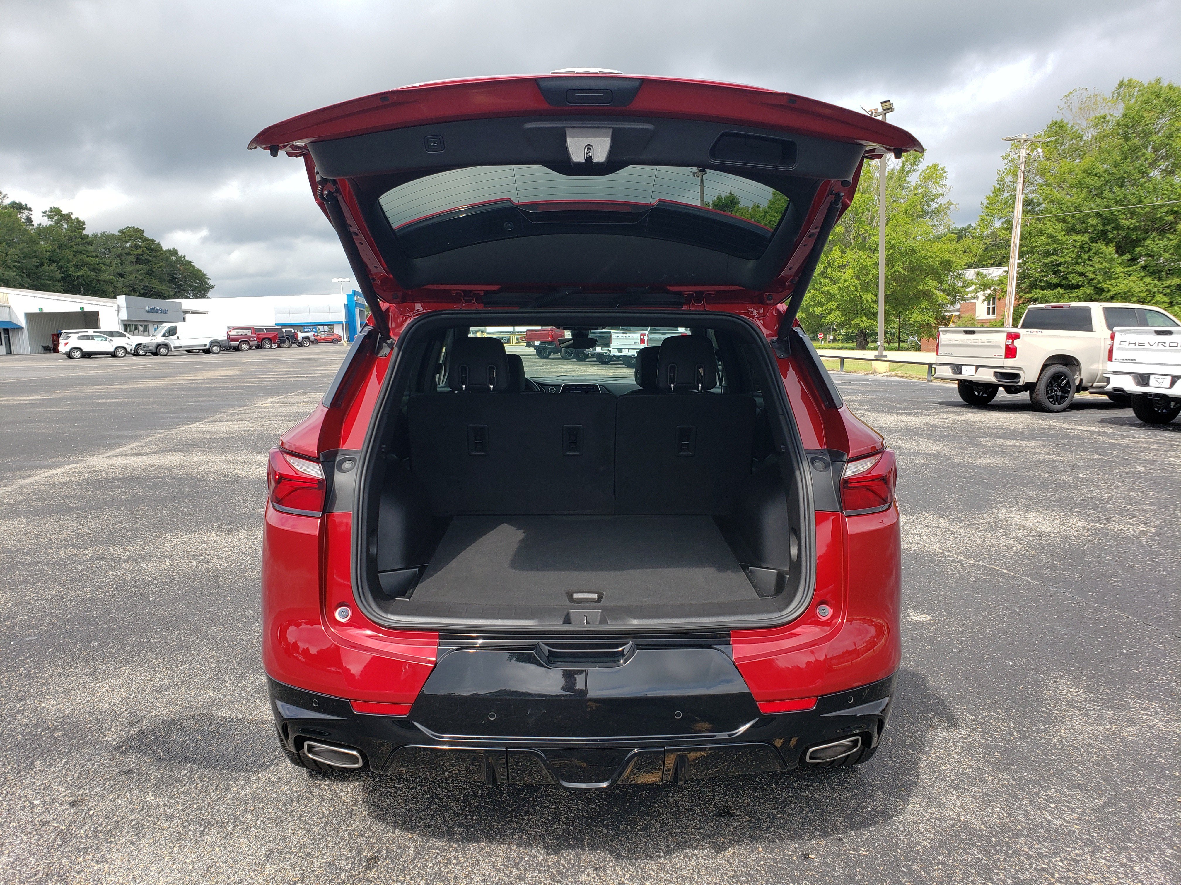 Used 2021 Chevrolet Blazer RS w/ Enhanced Convenience Package FWD image 8