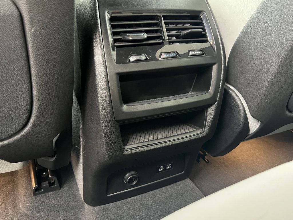 Used 2025 BMW X5 xDrive40i AWD/4WD image 14
