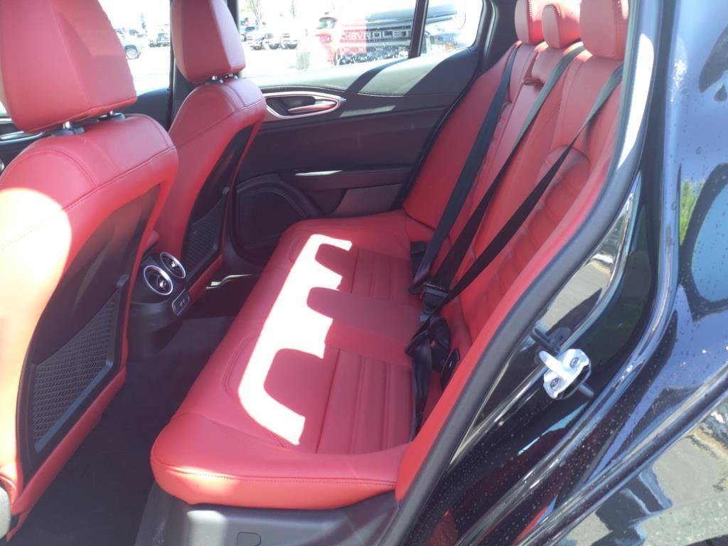 New 2025 Alfa Romeo Giulia RWD image 23