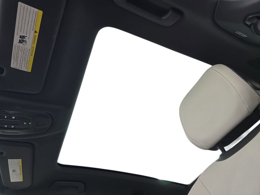 Certified 2024 Porsche Cayenne Coupe image 28