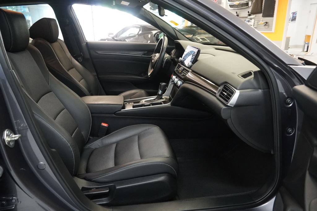 Used 2018 Honda Accord Sport image 34