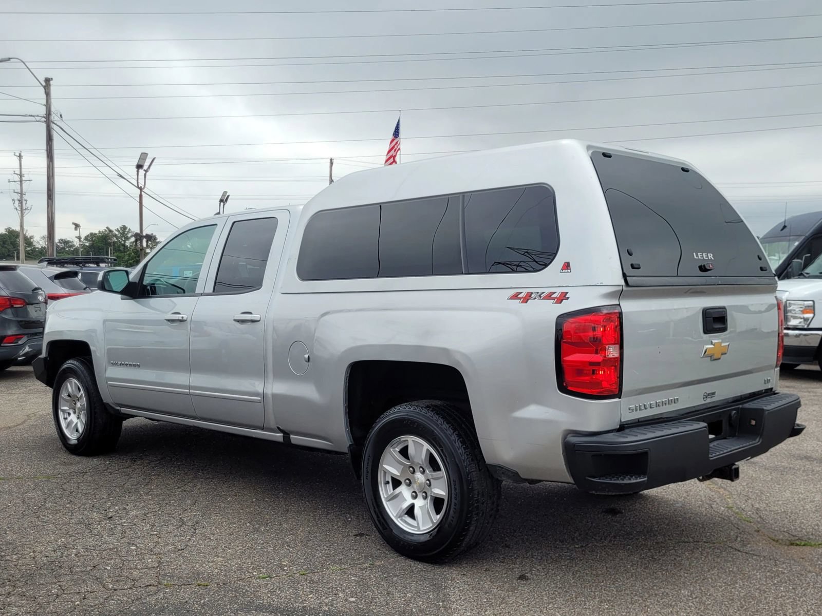 Used 2019 Chevrolet Silverado 1500 LT AWD/4WD image 13