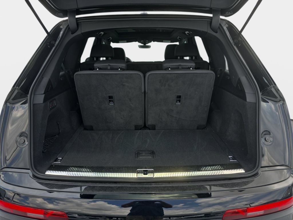 Used 2023 Audi Q7 2.0T Premium Plus w/ Premium Plus Package AWD/4WD image 15