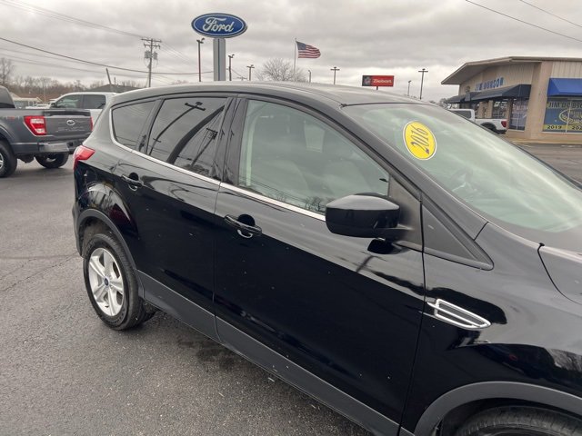 Used 2016 Ford Escape SE w/ SE Cold Weather Package image 9