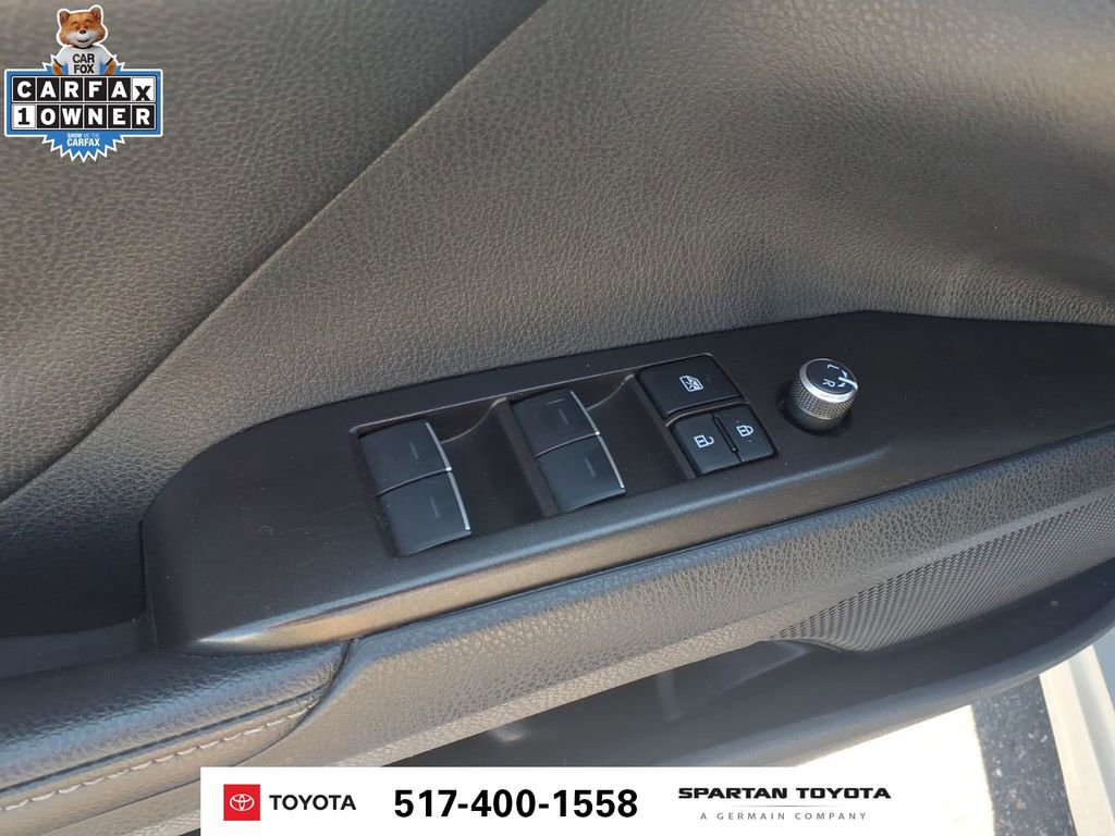 Used 2024 Toyota Camry XSE FWD image 16