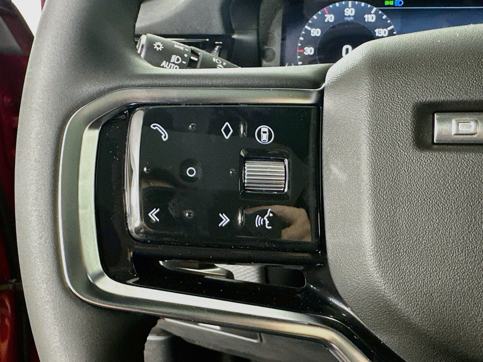 New 2026 Land Rover Discovery Sport Landmark AWD/4WD image 18
