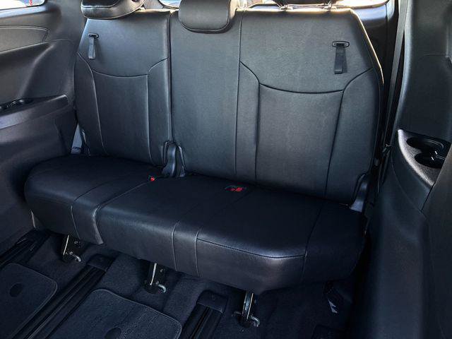 Certified 2026 Toyota Sienna Limited FWD image 15