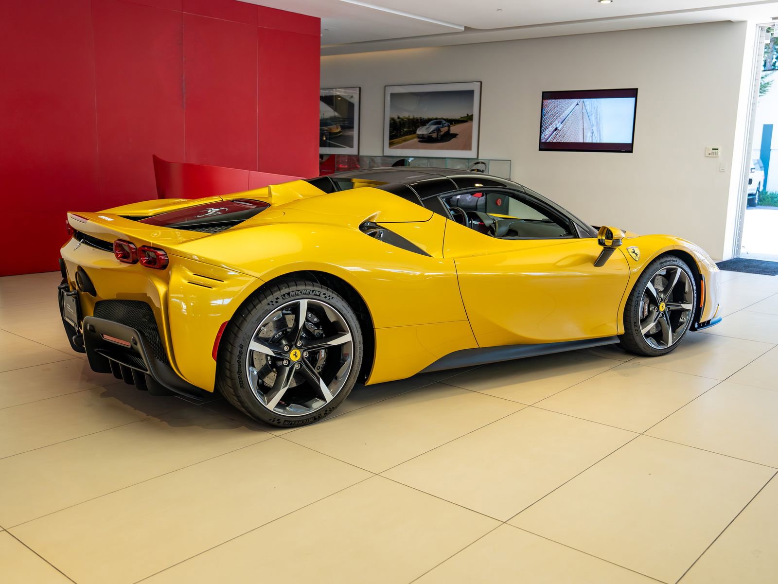 Certified 2023 Ferrari SF90 Spider AWD/4WD image 31