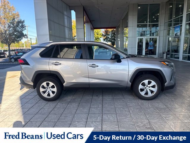 Used 2024 Toyota RAV4 LE AWD/4WD image 6