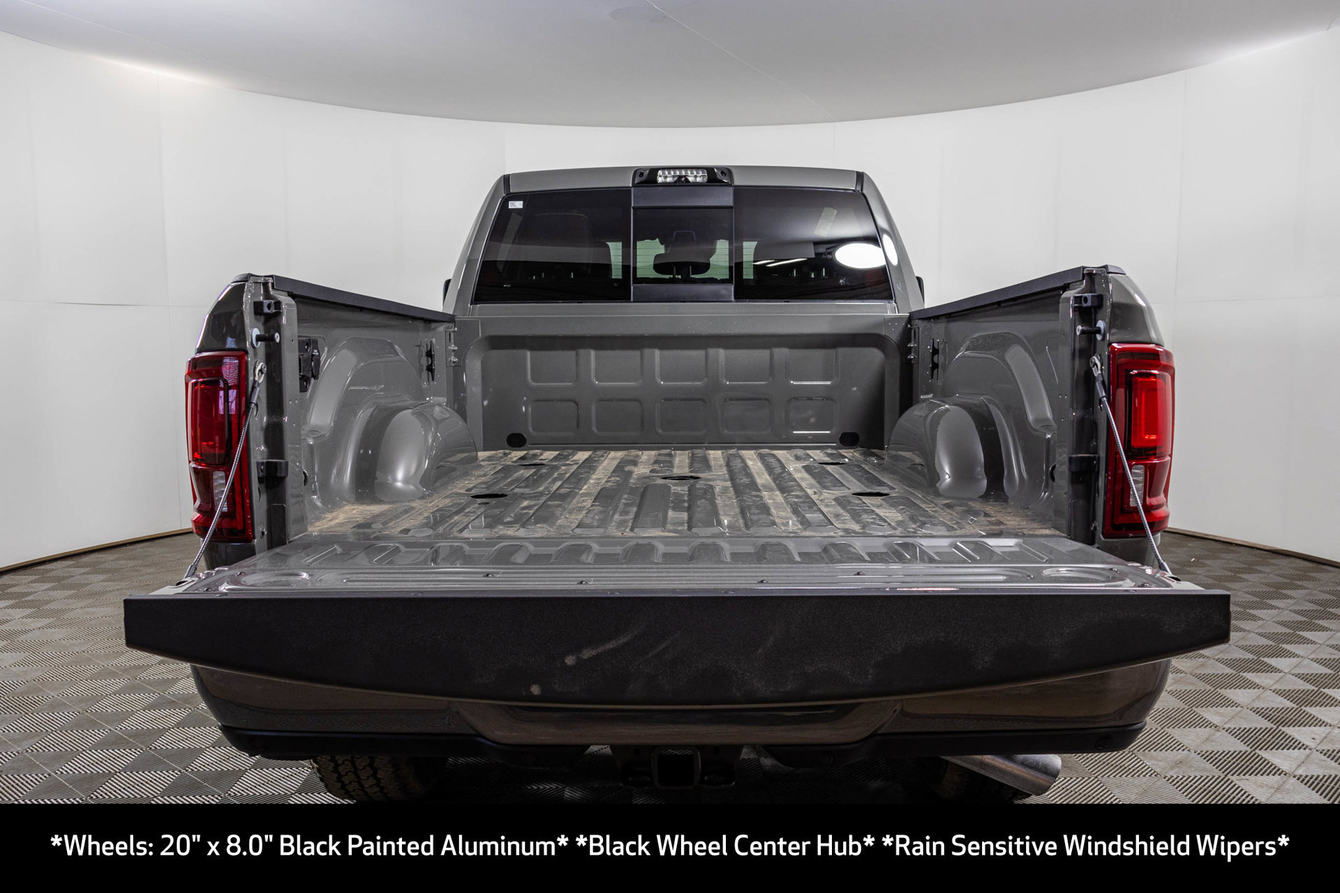 New 2026 RAM 2500 Laramie AWD/4WD image 45