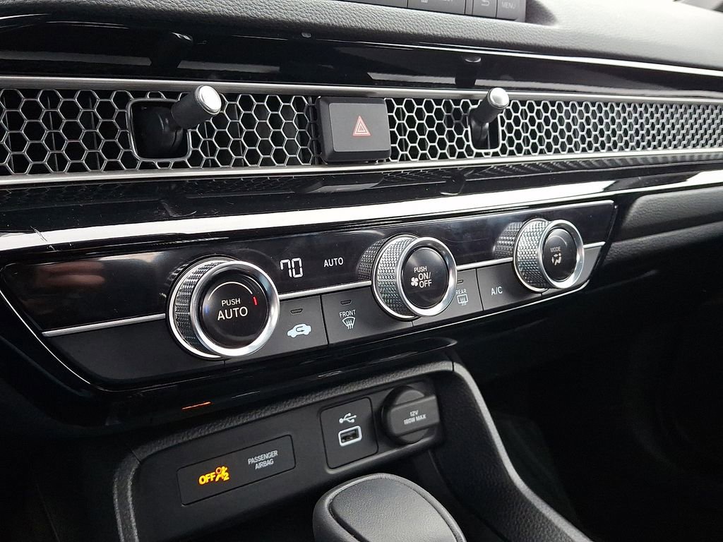 Used 2023 Honda Civic Sport image 16