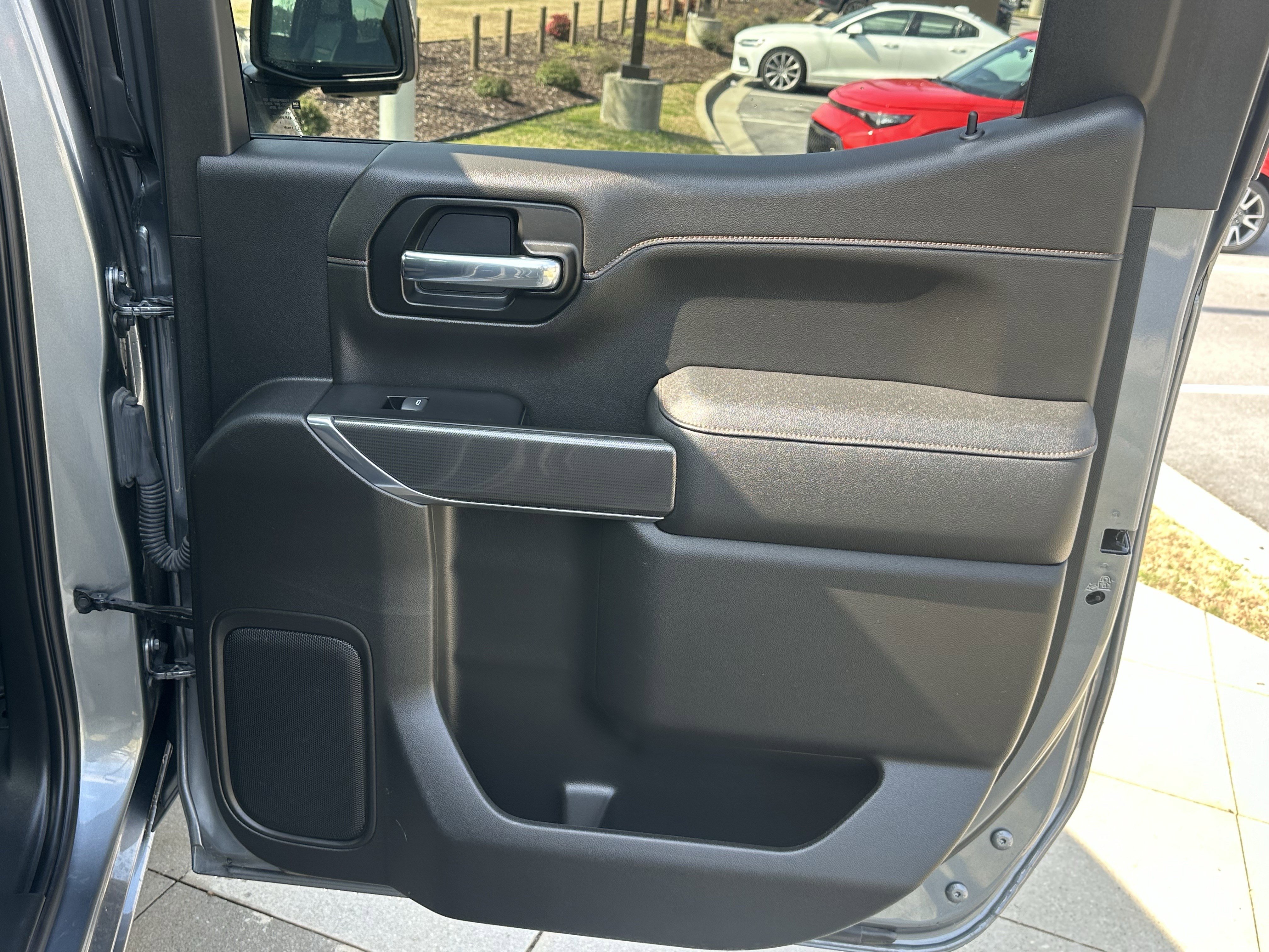 Used 2022 GMC Sierra 1500 AT4 w/ AT4 Preferred Package image 18