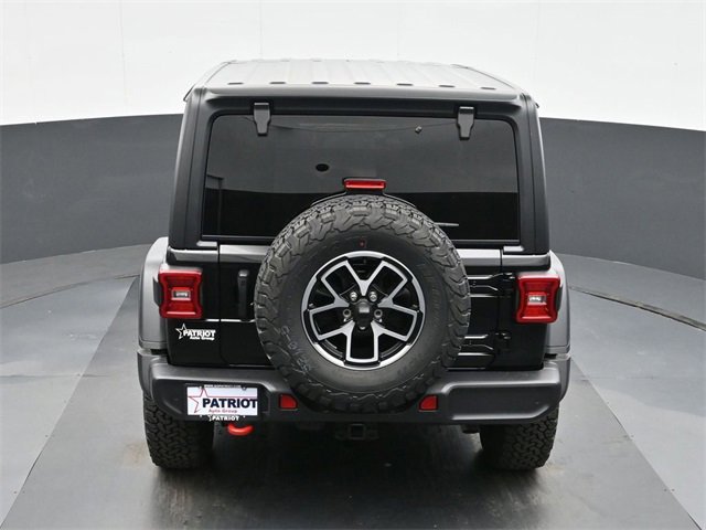 Used 2024 Jeep Wrangler Unlimited Rubicon w/ Technology Group image 28